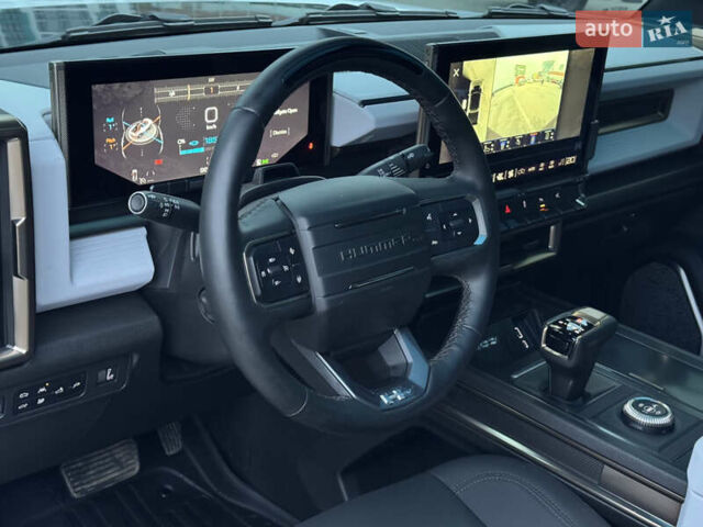 Белый Хаммер EV, объемом двигателя 0 л и пробегом 9 тыс. км за 130000 $, фото 33 на Automoto.ua