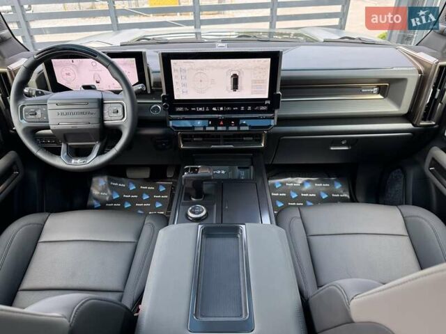 Зеленый Хаммер EV SUV, объемом двигателя 0 л и пробегом 10 тыс. км за 123700 $, фото 3 на Automoto.ua