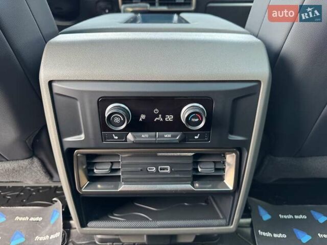 Зеленый Хаммер EV SUV, объемом двигателя 0 л и пробегом 10 тыс. км за 123700 $, фото 38 на Automoto.ua