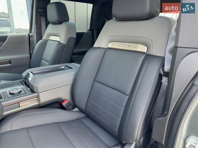 Зеленый Хаммер EV SUV, объемом двигателя 0 л и пробегом 10 тыс. км за 123700 $, фото 20 на Automoto.ua