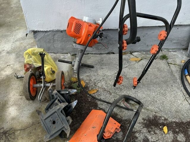 Помаранчевий Хускварна 557, об'ємом двигуна 0 л та пробігом 10 тис. км за 83 $, фото 4 на Automoto.ua