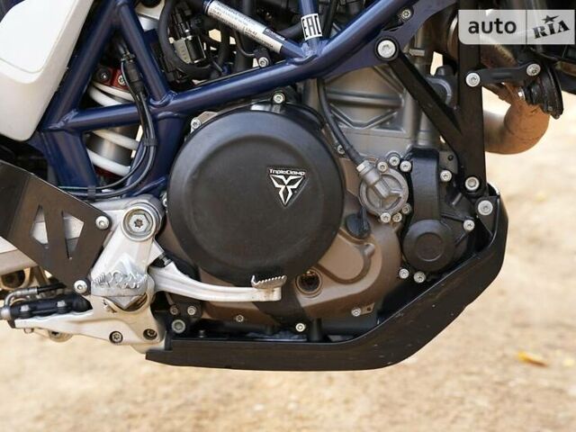 Хускварна 701, объемом двигателя 0.7 л и пробегом 10 тыс. км за 13000 $, фото 3 на Automoto.ua