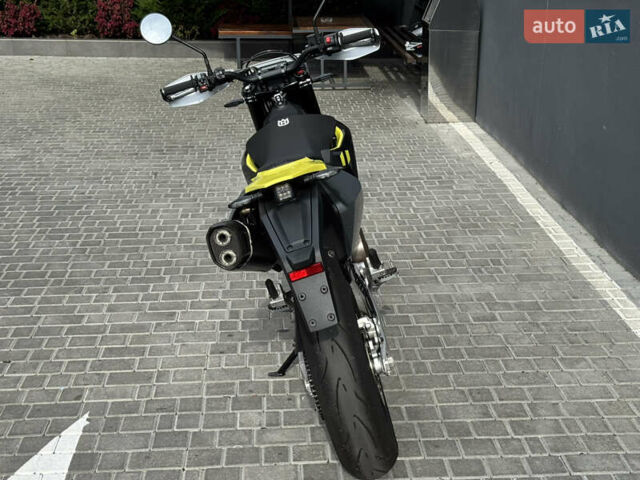 Хускварна 701 Supermoto, об'ємом двигуна 0.7 л та пробігом 1 тис. км за 11900 $, фото 12 на Automoto.ua