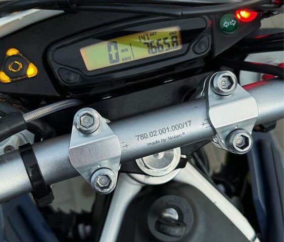 Хускварна Другая, объемом двигателя 0.69 л и пробегом 0 тыс. км за 2700 $, фото 6 на Automoto.ua