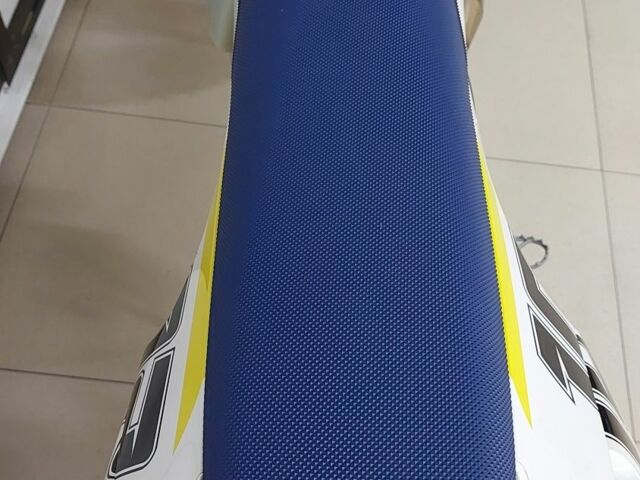 Хускварна Другая, объемом двигателя 0.35 л и пробегом 0 тыс. км за 8353 $, фото 18 на Automoto.ua