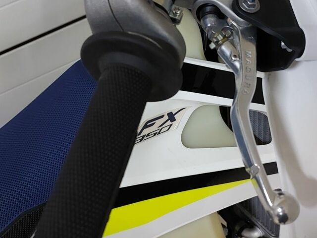 Хускварна Другая, объемом двигателя 0.35 л и пробегом 0 тыс. км за 8353 $, фото 16 на Automoto.ua