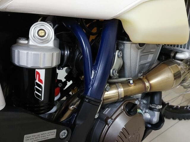 Хускварна Другая, объемом двигателя 0.35 л и пробегом 0 тыс. км за 8353 $, фото 12 на Automoto.ua