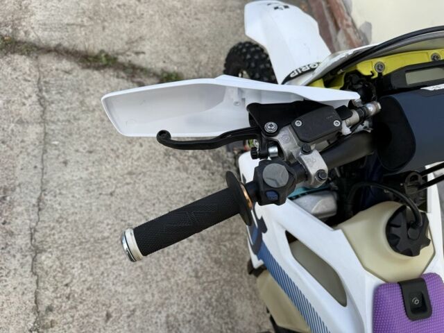 Хускварна Другая, объемом двигателя 0.3 л и пробегом 0 тыс. км за 8762 $, фото 2 на Automoto.ua