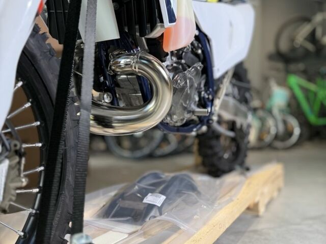 Хускварна Другая, объемом двигателя 0.25 л и пробегом 0 тыс. км за 11560 $, фото 8 на Automoto.ua