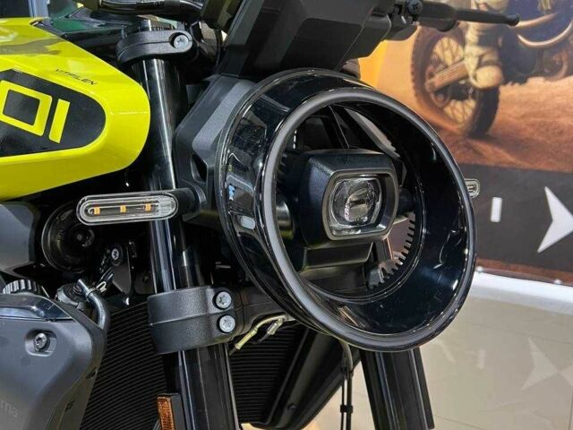 Хускварна Інша, об'ємом двигуна 0.8 л та пробігом 0 тис. км за 10850 $, фото 12 на Automoto.ua