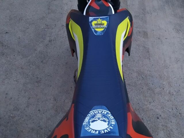 Хускварна Другая, объемом двигателя 0.7 л и пробегом 0 тыс. км за 7000 $, фото 6 на Automoto.ua