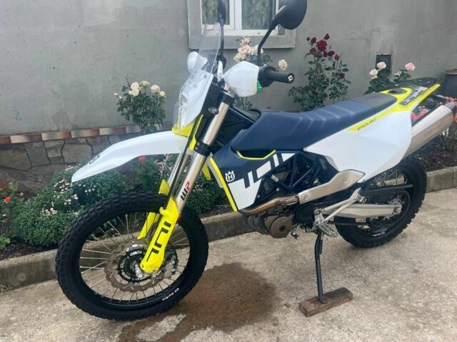 Хускварна Другая, объемом двигателя 0.7 л и пробегом 0 тыс. км за 5550 $, фото 4 на Automoto.ua