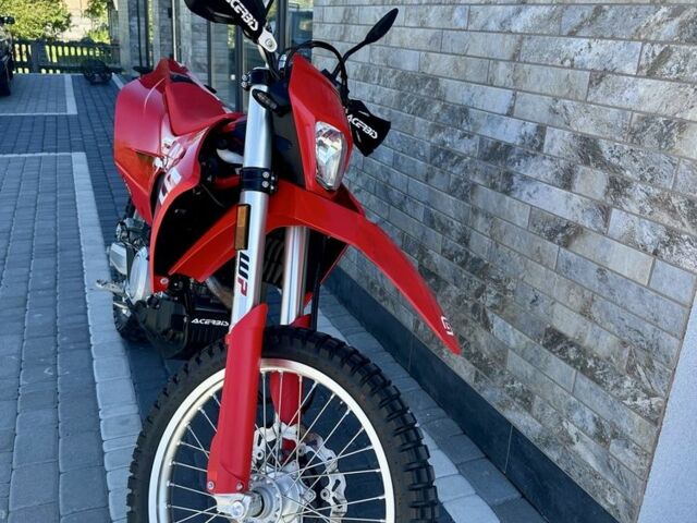 Хускварна Другая 2025 в Ковель на Automoto.ua Хускварна Другая, объемом двигателя 0.7 л и пробегом 0 тыс. км за 6074 $, фото 4 на Automoto.ua