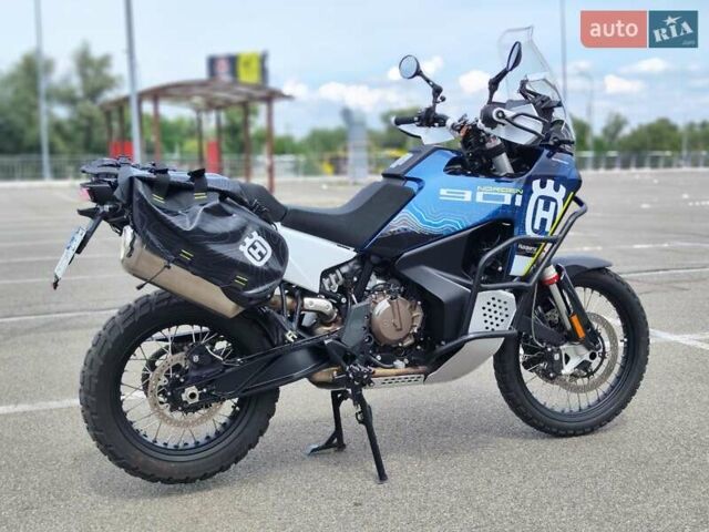 Синий Хускварна Norden 901 Expedition, объемом двигателя 0.89 л и пробегом 14 тыс. км за 15500 $, фото 11 на Automoto.ua