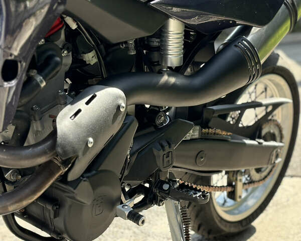 Хускварна SMR 630 2010 в Киеве на Automoto.ua Фиолетовый Хускварна SMR 630, объемом двигателя 0.63 л и пробегом 16 тыс. км за 6000 $, фото 8 на Automoto.ua