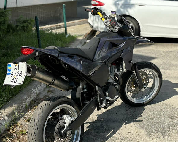 Хускварна SMR 630 2010 в Киеве на Automoto.ua Фиолетовый Хускварна SMR 630, объемом двигателя 0.63 л и пробегом 16 тыс. км за 6000 $, фото 1 на Automoto.ua