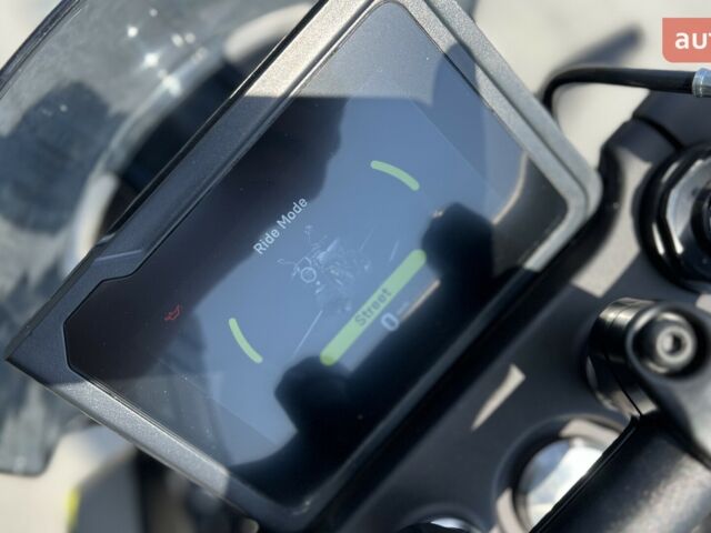 купить новое авто Хускварна Svartpilen 2024 года от официального дилера Дніпромотор Хускварна фото