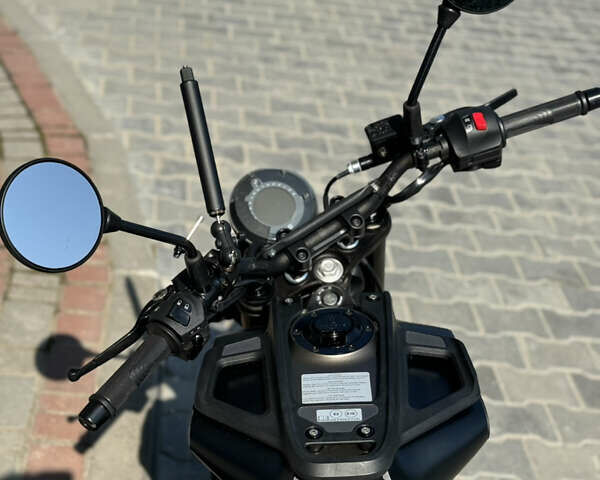 Серый Хускварна Svartpilen, объемом двигателя 0.37 л и пробегом 6 тыс. км за 5490 $, фото 17 на Automoto.ua