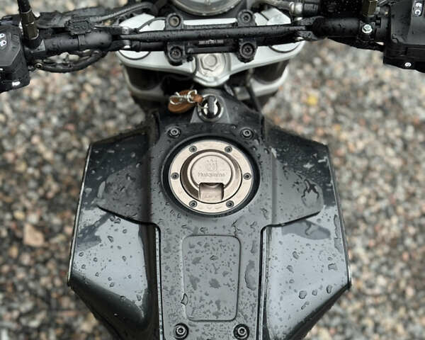 Хускварна Svartpilen 401, об'ємом двигуна 0.4 л та пробігом 30 тис. км за 4700 $, фото 6 на Automoto.ua