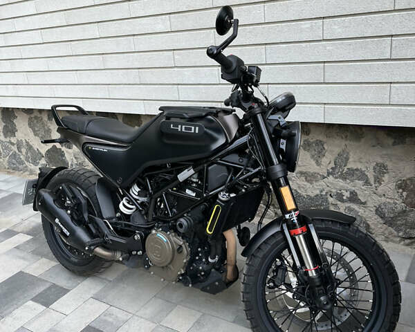 Хускварна Svartpilen 401, объемом двигателя 0.4 л и пробегом 12 тыс. км за 4950 $, фото 4 на Automoto.ua