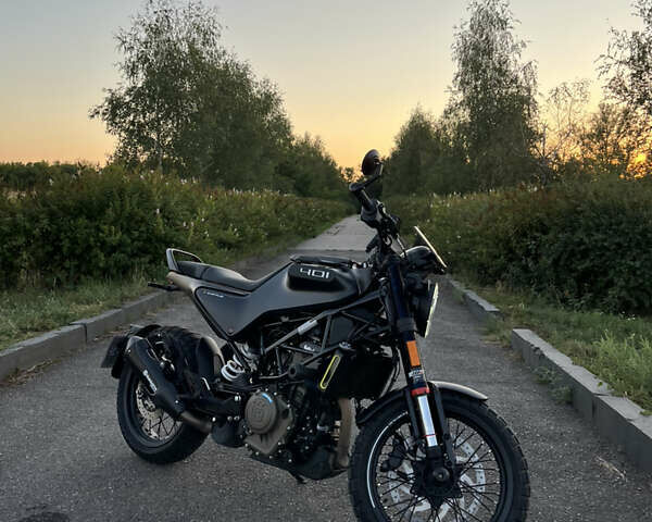Хускварна Svartpilen 401, объемом двигателя 0.4 л и пробегом 12 тыс. км за 4950 $, фото 13 на Automoto.ua