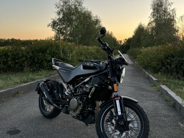 Хускварна Svartpilen 401, объемом двигателя 0.4 л и пробегом 0 тыс. км за 4900 $, фото 7 на Automoto.ua