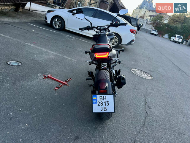 Серый Хускварна Svartpilen 401, объемом двигателя 0.4 л и пробегом 18 тыс. км за 4900 $, фото 2 на Automoto.ua