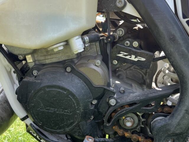 Хускварна TE 300 2019 у Косове на Automoto.ua Хускварна TE 300, об'ємом двигуна 0.3 л та пробігом 0 тис. км за 6200 $, фото 2 на Automoto.ua