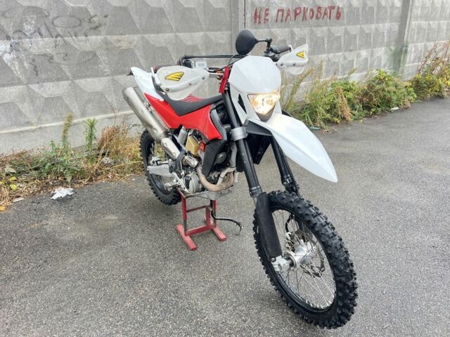 Хускварна TE 449, объемом двигателя 0.45 л и пробегом 0 тыс. км за 3950 $, фото 5 на Automoto.ua