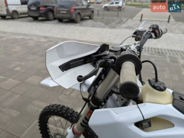 Белый Хускварна TX, объемом двигателя 0 л и пробегом 1 тыс. км за 7500 $, фото 16 на Automoto.ua