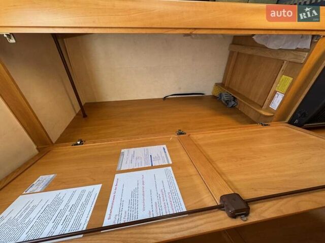 Хімер Eriba 2002 у Києві на Automoto.ua Білий Хімер Eriba, об'ємом двигуна 0 л та пробігом 5 тис. км за 11705 $, фото 17 на Automoto.ua