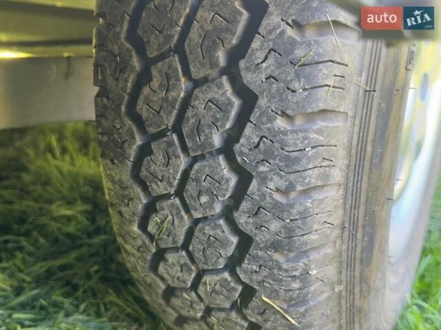 Хімер Eriba 2002 у Києві на Automoto.ua Білий Хімер Eriba, об'ємом двигуна 0 л та пробігом 5 тис. км за 11705 $, фото 10 на Automoto.ua