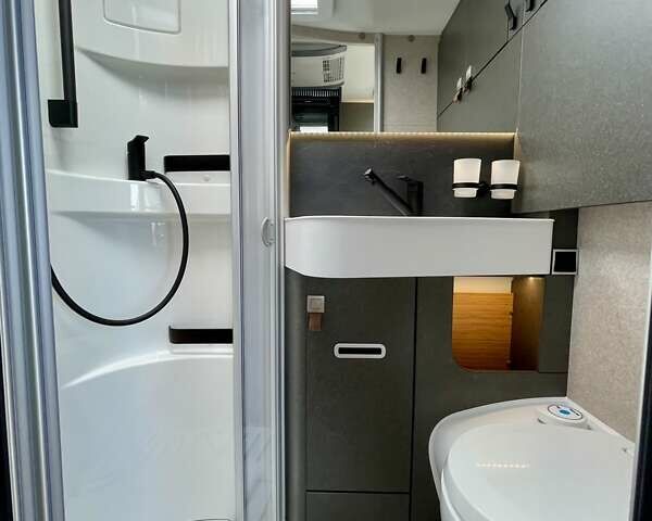 Серый Химер MLT 580, объемом двигателя 2 л и пробегом 1 тыс. км за 135600 $, фото 15 на Automoto.ua