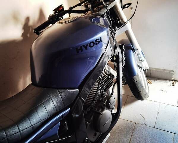 Синий Хьюсонг Comet 250, объемом двигателя 0.25 л и пробегом 16 тыс. км за 1600 $, фото 7 на Automoto.ua