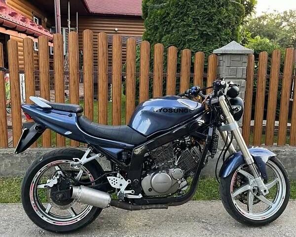 Синий Хьюсонг Comet 250, объемом двигателя 0.25 л и пробегом 16 тыс. км за 1600 $, фото 2 на Automoto.ua