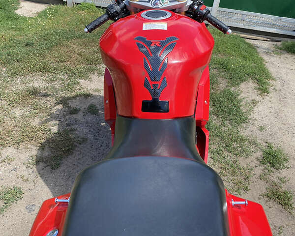 Красный Хьюсонг GT 250R, объемом двигателя 0.25 л и пробегом 23 тыс. км за 2300 $, фото 6 на Automoto.ua