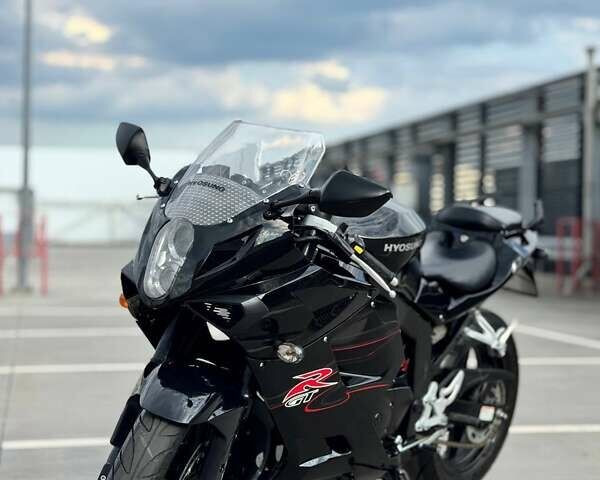 Хьюсонг GT 250R, объемом двигателя 0 л и пробегом 16 тыс. км за 2500 $, фото 1 на Automoto.ua