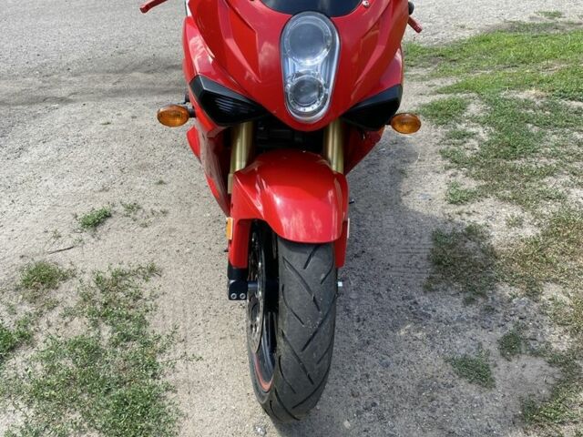 Хьюсонг GT 250R, объемом двигателя 0.25 л и пробегом 0 тыс. км за 2041 $, фото 4 на Automoto.ua