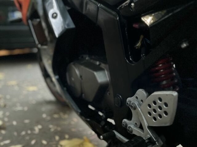 Хьюсонг GT 250R, об'ємом двигуна 0.25 л та пробігом 0 тис. км за 2400 $, фото 5 на Automoto.ua