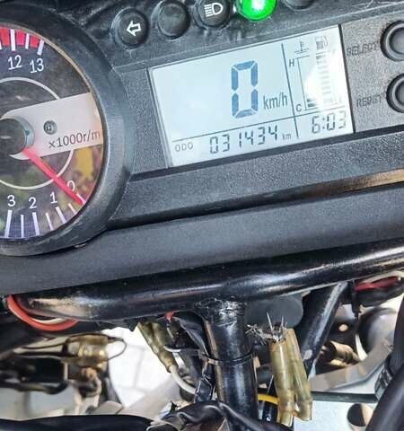Белый Хьюсонг GT 650R, объемом двигателя 0.65 л и пробегом 31 тыс. км за 3300 $, фото 15 на Automoto.ua