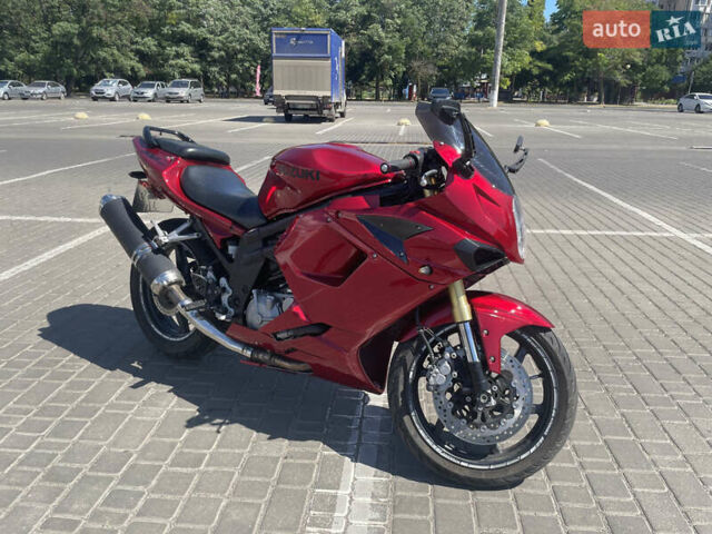 Білий Хьюсонг GT 650R, об'ємом двигуна 0.65 л та пробігом 26 тис. км за 2900 $, фото 11 на Automoto.ua