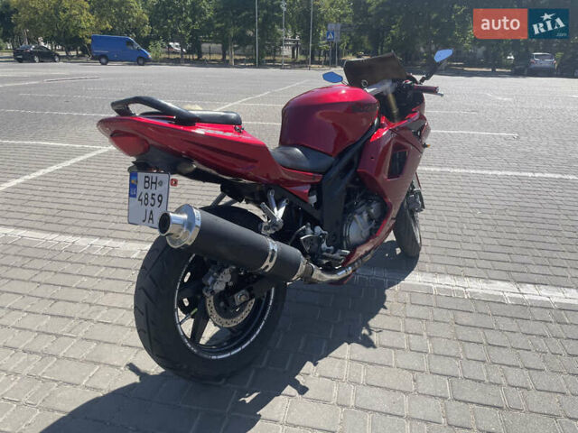Білий Хьюсонг GT 650R, об'ємом двигуна 0.65 л та пробігом 26 тис. км за 2900 $, фото 7 на Automoto.ua