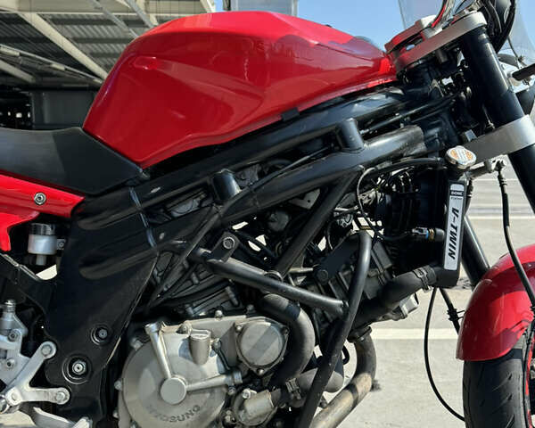 Черный Хьюсонг GT 650R, объемом двигателя 0.65 л и пробегом 23 тыс. км за 2450 $, фото 11 на Automoto.ua