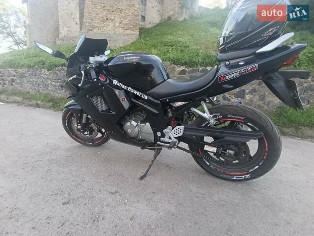Черный Хьюсонг GT 650R, объемом двигателя 0.65 л и пробегом 25 тыс. км за 2900 $, фото 4 на Automoto.ua