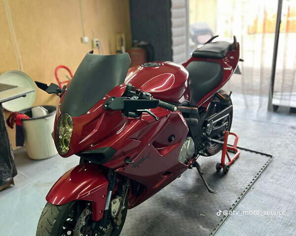 Червоний Хьюсонг GT 650R, об'ємом двигуна 0.65 л та пробігом 40 тис. км за 3500 $, фото 2 на Automoto.ua