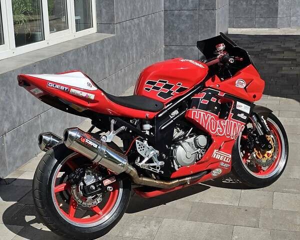 Червоний Хьюсонг GT 650R, об'ємом двигуна 0.65 л та пробігом 1 тис. км за 2000 $, фото 6 на Automoto.ua