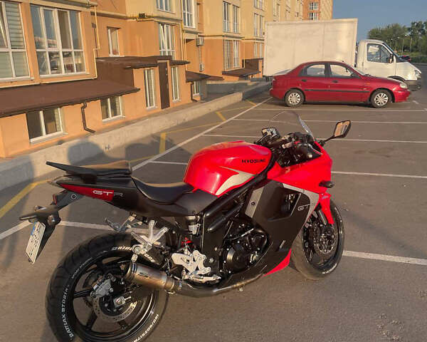 Красный Хьюсонг GT 650R, объемом двигателя 0.6 л и пробегом 9 тыс. км за 4000 $, фото 4 на Automoto.ua