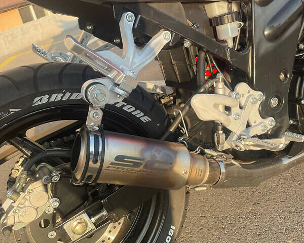 Красный Хьюсонг GT 650R, объемом двигателя 0.6 л и пробегом 9 тыс. км за 4000 $, фото 10 на Automoto.ua