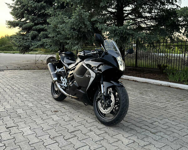Хьюсонг GT 650R, объемом двигателя 0.65 л и пробегом 13 тыс. км за 4600 $, фото 8 на Automoto.ua