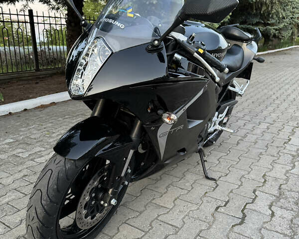 Хьюсонг GT 650R, объемом двигателя 0.65 л и пробегом 13 тыс. км за 4600 $, фото 10 на Automoto.ua